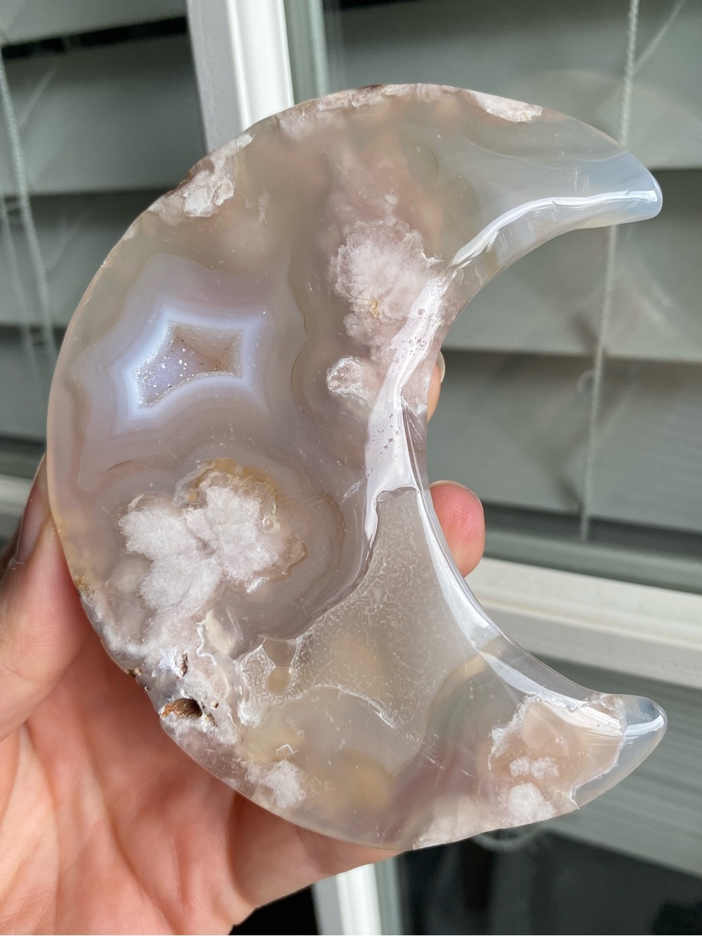 🌙✨ Petal Agate Moon — 4” of pure crystal magic! ✨🌙